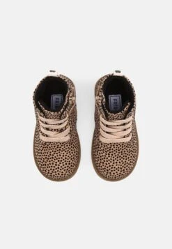 Friboo Stivaletti Stringati - Pink 10 Friboo Stivaletti Stringati - Pink -Friboo 8e559fc4175f4db08b76bddb91c7a3bd